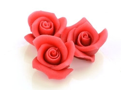 Marcipánové růže střední červené 4 kusy