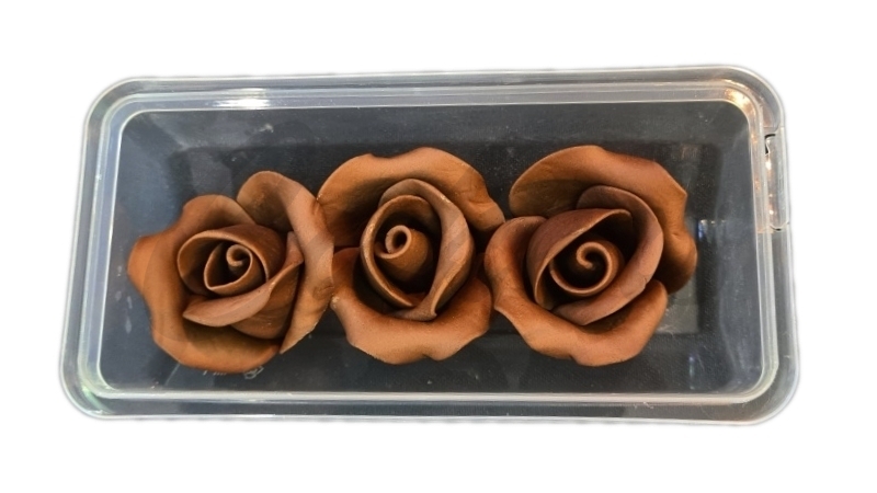 ROSES DARK Růže – hořká čokoláda Tmavá Ø40 mm, 3 ks
